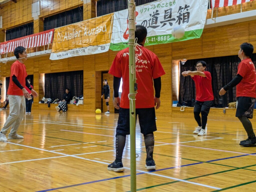 みんなでバレーボール